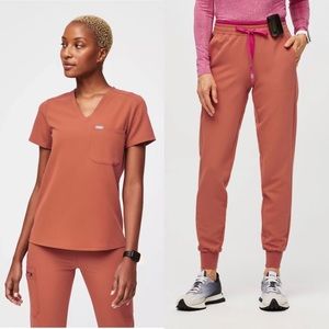 Women’s Terracotta FIGS set - Scrub Top & Bottom